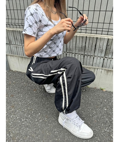 EGOIST(エゴイスト)の「ナイロンワッシャーラインワイドパンツ(その他パンツ・レディース・ブラック/ホワイト・FREE)」の13枚目の写真