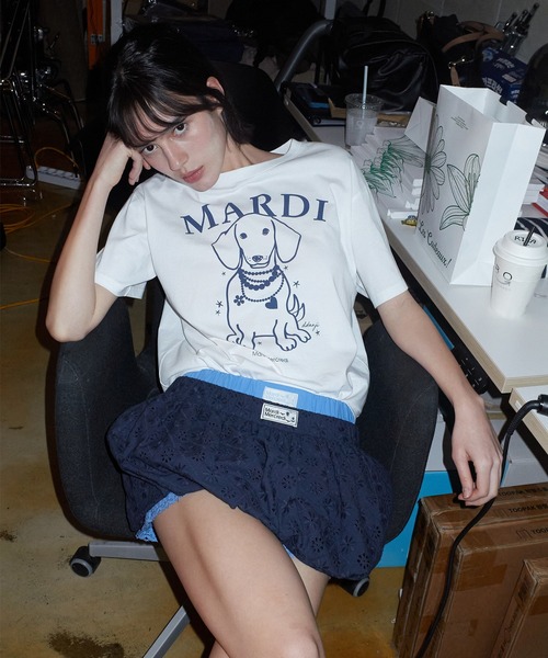 Mardi Mercredi（マルディメクルディ）の「TSHIRT SWING THE TAIL DDANJI PEARL NECKLACE（Tシャツ/カットソー・レディース・ホワイト×ピンク/ホワイト×グリーン/ベージュ系その他/ホワイト×ネイビー・FREE）」の16枚目の写真