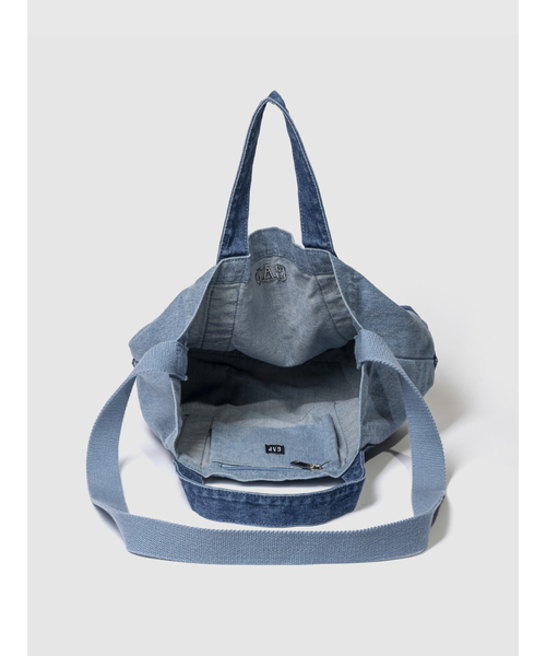 GAP（ギャップ）の「GAPロゴ デニム ストラップ トートバッグ（トートバッグ・レディース・インディゴブルー・ONE SIZE）」の2枚目の写真