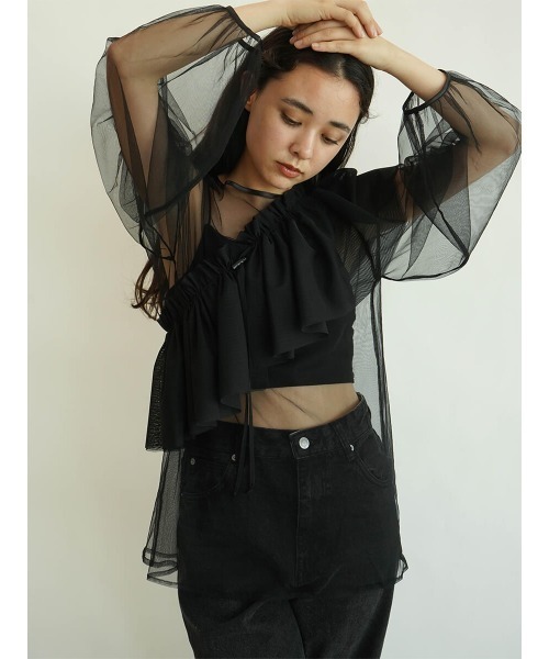 FIKA.(フィーカ)の「Multi ruffle cape(その他トップス・レディース・ブラック/オフホワイト・FREE)」の2枚目の写真
