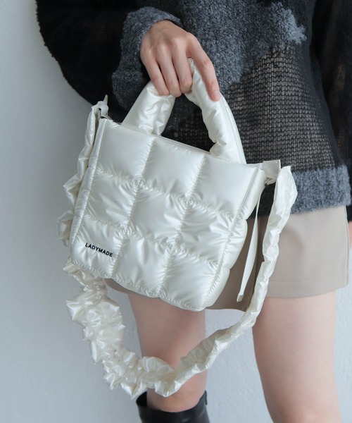 LADYMADE(レディメイド)の「パデッドミニフリルショルダーバッグ(ショルダーバッグ・レディース・ホワイト/シルバー/ブラック・FREE)」の20枚目の写真