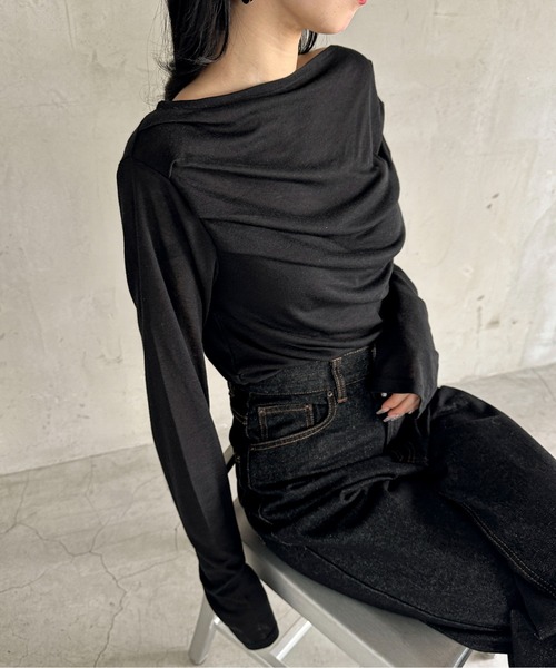 feepur（フェピュール）の「ギャザーボートネックシアーロンTee（Tシャツ/カットソー・レディース・ブラック/グレー/オフホワイト・MEDIUM）」の6枚目の写真