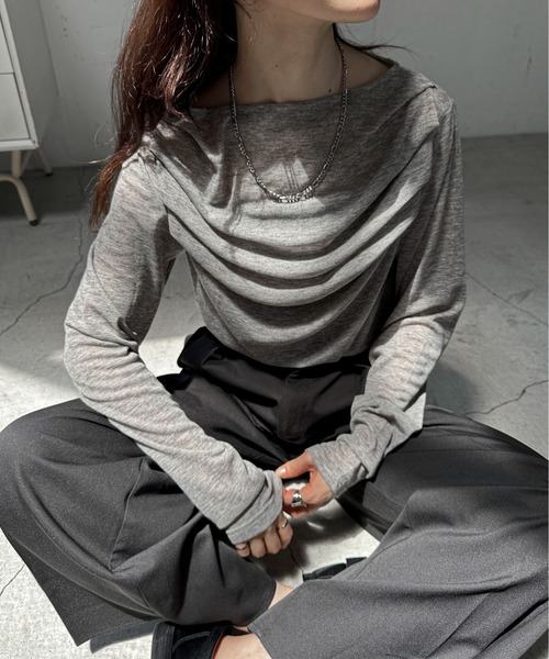 feepur（フェピュール）の「ギャザーボートネックシアーロンTee（Tシャツ/カットソー・レディース・ブラック/グレー/オフホワイト・MEDIUM）」の17枚目の写真