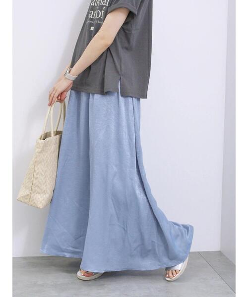Samansa Mos2 blue（サマンサモスモスブルー）の「メタリックサテンスカート（スカート・レディース・シルバー/ブルー/ブロンズ・F）」の2枚目の写真