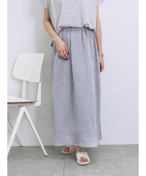 Samansa Mos2 blue（サマンサモスモスブルー）の「メタリックサテンスカート（スカート・レディース・シルバー/ブルー/ブロンズ・F）」の20枚目の写真