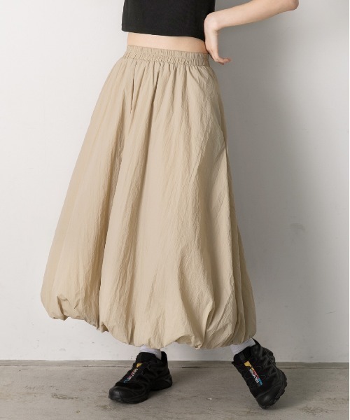 ad thie（アドティエ）の「バルーン ボリューム ロングスカート（スカート・レディース・オフホワイト/ベージュ/ブラック・FREE）」の3枚目の写真