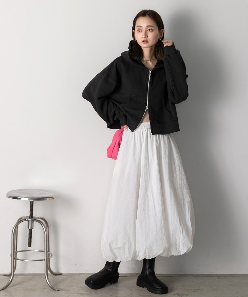 ad thie（アドティエ）の「バルーン ボリューム ロングスカート（スカート・レディース・オフホワイト/ベージュ/ブラック・FREE）」の4枚目の写真