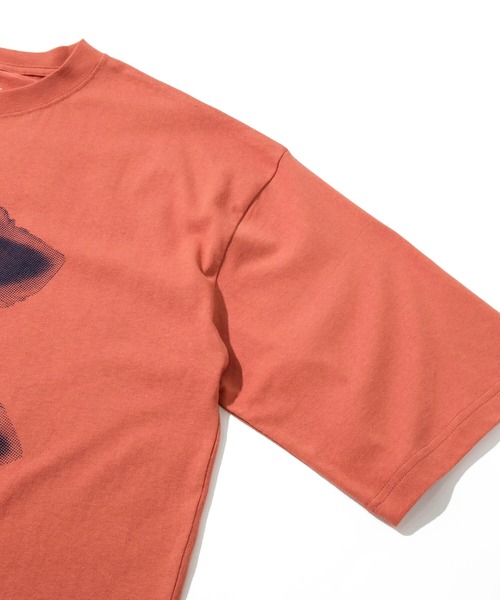 go slow caravan（ゴースローキャラバン）の「USA/C テリア犬BIG６分袖TEE（Tシャツ/カットソー・メンズ・ホワイト/ブルー/サーモンピンク・X-LARGE/LARGE/MEDIUM）」の6枚目の写真