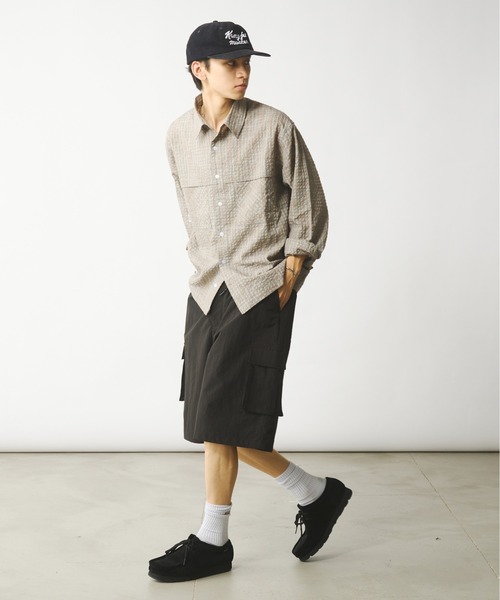 Adoon plain（アドーンプレーン）の「シアサッカーチェックロングシャツ（シャツ/ブラウス・メンズ・ブルー/ブラウン・LARGE/MEDIUM）」の13枚目の写真