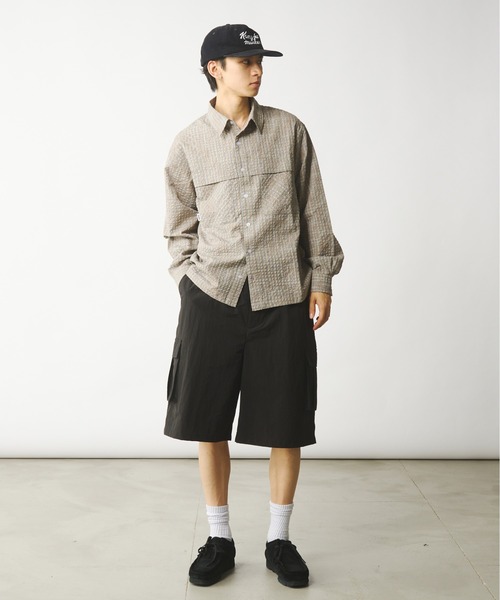 Adoon plain（アドーンプレーン）の「シアサッカーチェックロングシャツ（シャツ/ブラウス・メンズ・ブルー/ブラウン・LARGE/MEDIUM）」の14枚目の写真