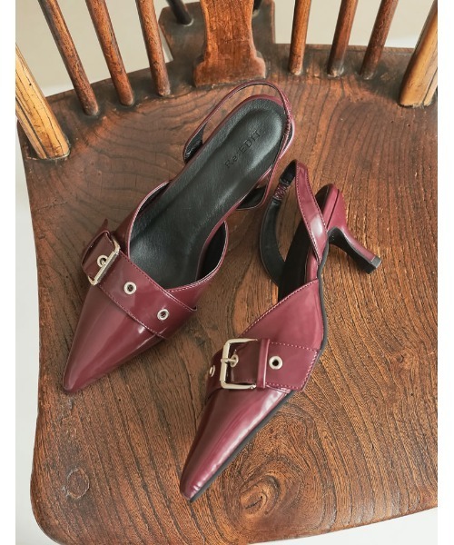 Re:EDIT（リエディ）の「[2024AW SHOES COLLECTION][大きいサイズ有]太ベルトデザインポインテッドトゥミュール（パンプス・レディース・ブラック/ダークブラウン/レッド系その他・SMALL/MEDIUM/LARGE/X-LARGE）」の3枚目の写真