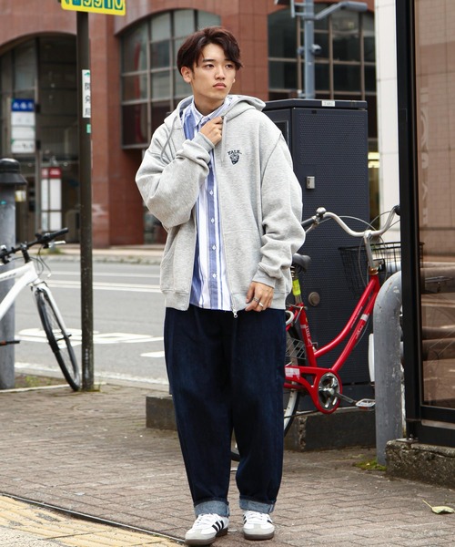 セール】【YALE】 ワンポイント カレッジロゴ 刺繍 長袖 ジップ