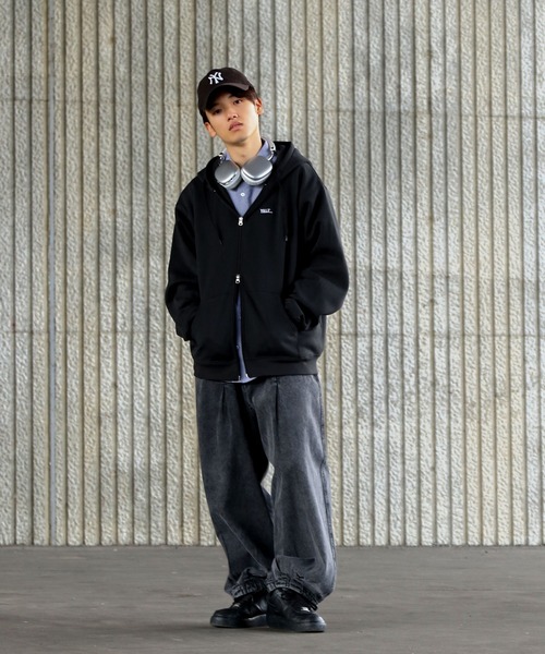 YALE】 ワンポイント カレッジロゴ 刺繍 長袖 ジップパーカー / ダブル