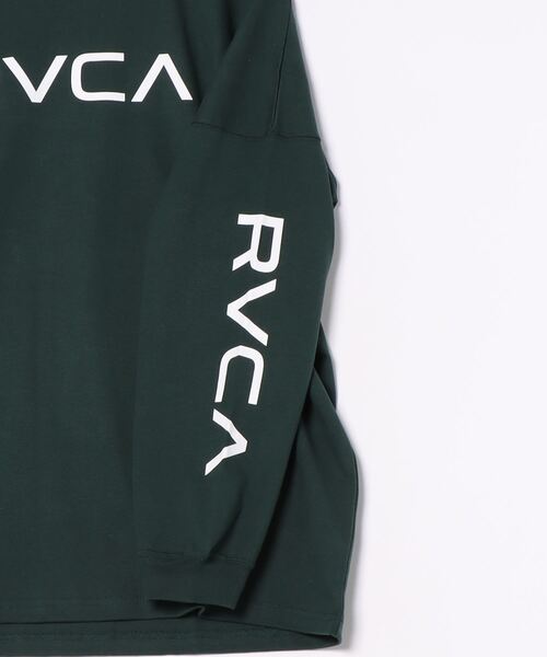 RVCA（ルーカ）の「RVCA メンズ BIG RVCA LT ロンＴ 【2024年秋冬モデル】/ルーカ長袖バックプリントビッグシルエットロゴロンT（Tシャツ/カットソー・メンズ・ホワイト/ブルー系その他/グリーン系その他/ブラック・SMALL/MEDIUM/LARGE/X-LARGE）」の6枚目の写真