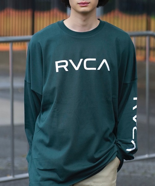 【RVCA】BIG RVCA LT ロングスリーブＴシャツ★人気商品 RVCA（ルーカ）の「RVCA メンズ BIG RVCA LT ロングスリーブT
