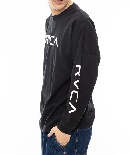 RVCA（ルーカ）の「RVCA メンズ BIG RVCA LT ロンＴ 【2024年秋冬モデル】/ルーカ長袖バックプリントビッグシルエットロゴロンT（Tシャツ/カットソー・メンズ・ホワイト/ブルー系その他/グリーン系その他/ブラック・SMALL/MEDIUM/LARGE/X-LARGE）」の15枚目の写真
