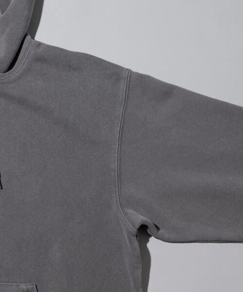FREAK'S STORE(フリークスストア)の「FREAK’S STORE/フリークスストア HEAVY WEIGHT HOODIE 15oz アシッド加工/ヘビーウェイト フーディー/15オンス/リラックスフィット/USAコットン(パーカー・メンズ・カーキ/オフホワイト/チャコール・MEDIUM/LARGE/SMALL)」の7枚目の写真