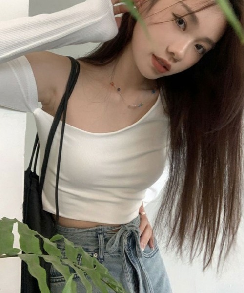 kirakiraShop（キラキラショップ）の「ワンショルダー ショート丈 ロング スリーブ トップス（シャツ/ブラウス・レディース・グレー/パープル/ホワイト/ブラック・FREE）」の10枚目の写真
