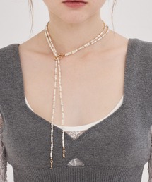 ANU（アヌ）の「many ways moon pearl necklace - メニーウェイズムーンパールネックレス（ネックレス）」