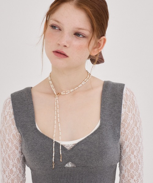 ANU（アヌ）の「many ways moon pearl necklace - メニーウェイズムーンパールネックレス（ネックレス・レディース・ホワイト・FREE）」の5枚目の写真