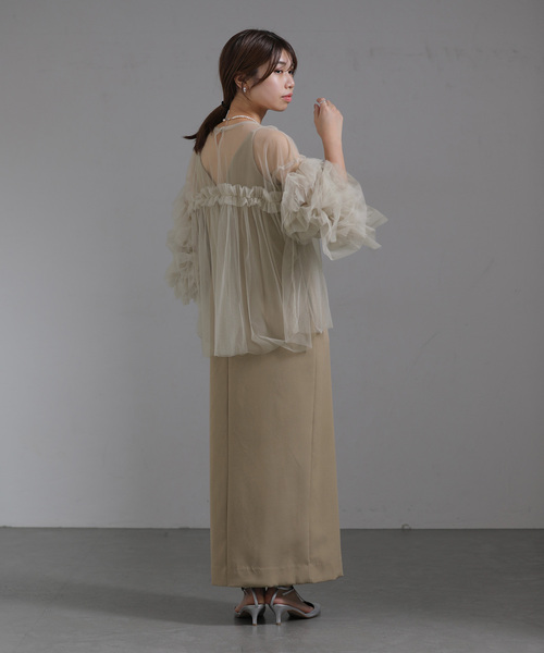 La TOTALITE（ラトータリテ）の「《追加》デコラティブチュールトップス（シャツ/ブラウス・レディース・ブラック/チャコールグレー/ベージュ/ライトグリーン・FREE）」の16枚目の写真