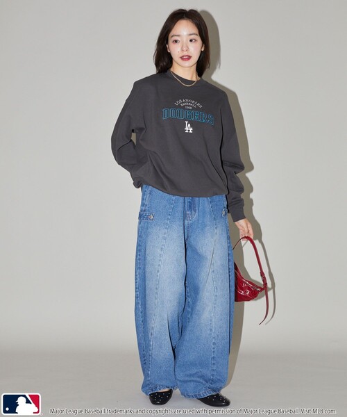 PUBLUX(パブリュクス)の「PUBLUX/パブリュクス MLB 刺繍 ロゴスウェット 限定展開(スウェット・レディース・グレー/チャコールグレー/ネイビー・フリ-)」の21枚目の写真