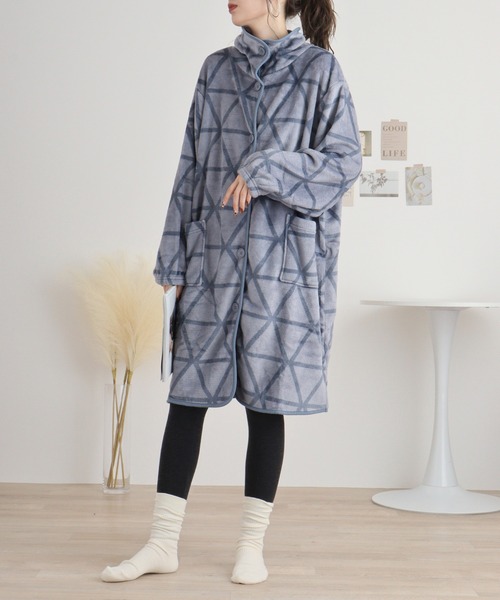 FUNALIVE（ファンアライブ）の「ブランケットローブミディ丈（ガウン/バスローブ・レディース・アイボリー系/ネイビー系/イエロー/パープル/ベージュ系/ピンク系・FREE）」の13枚目の写真