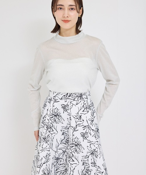 ROPE'(ロペ)の「ラメジャージーハイネックカットソー(Tシャツ/カットソー・レディース・ブラック/シルバー/ゴールド・FREE)」の3枚目の写真