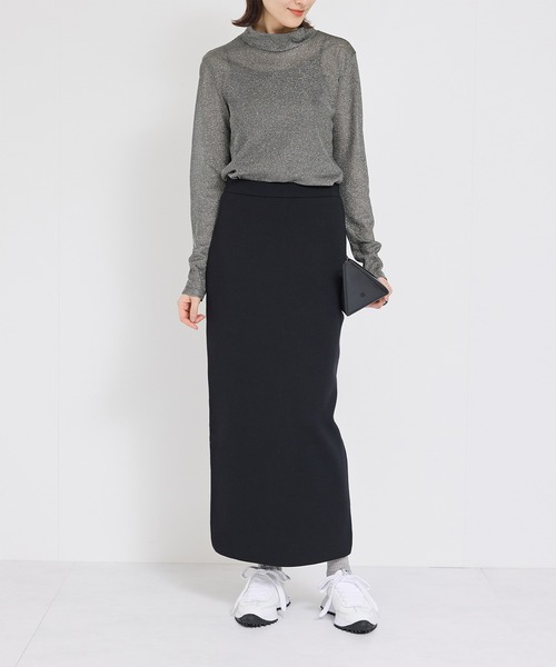 ROPE'(ロペ)の「ラメジャージーハイネックカットソー(Tシャツ/カットソー・レディース・ブラック/シルバー/ゴールド・FREE)」の7枚目の写真