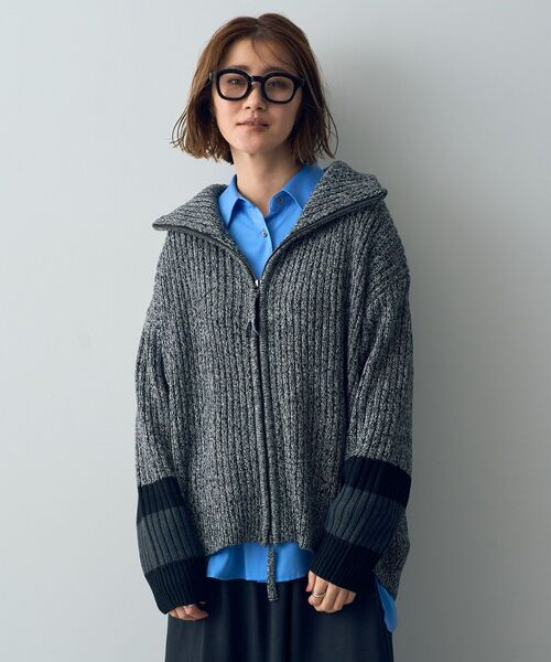 Editt by YECCA VECCA（エディットバイイェッカヴェッカ）の「スタンドネックZIPニット（ニット/セーター・レディース・ブラック/杢グレー/ダークベージュ・FREE）」の4枚目の写真