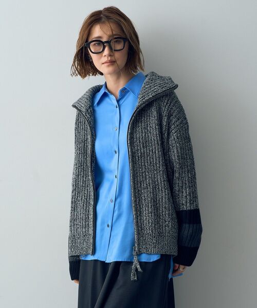 Editt by YECCA VECCA（エディットバイイェッカヴェッカ）の「スタンドネックZIPニット（ニット/セーター・レディース・ブラック/杢グレー/ダークベージュ・FREE）」の5枚目の写真