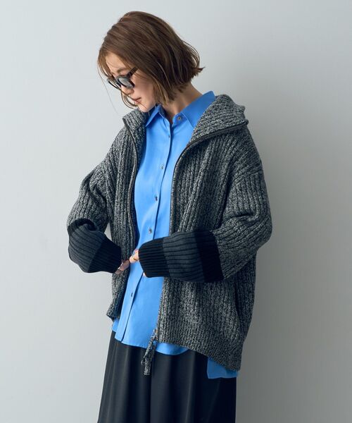 Editt by YECCA VECCA（エディットバイイェッカヴェッカ）の「スタンドネックZIPニット（ニット/セーター・レディース・ブラック/杢グレー/ダークベージュ・FREE）」の8枚目の写真