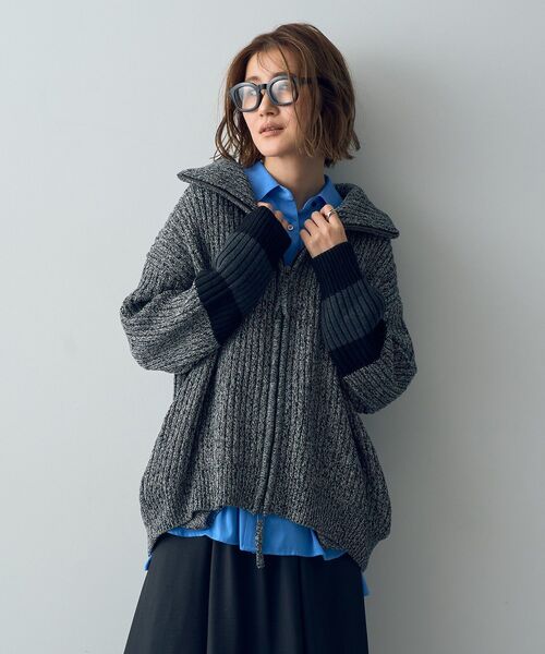 Editt by YECCA VECCA（エディットバイイェッカヴェッカ）の「スタンドネックZIPニット（ニット/セーター・レディース・ブラック/杢グレー/ダークベージュ・FREE）」の15枚目の写真