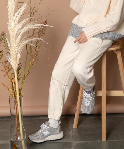 Bou Jeloud（ブージュルード）の「ｽｳｪｯﾄﾊﾟﾝﾂ（スウェットパンツ・レディース・ブラック/アイボリー/チャコールグレー・38）」の2枚目の写真