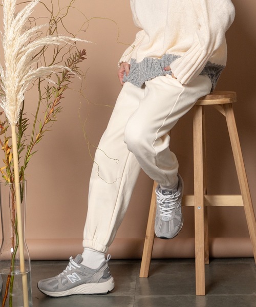 Bou Jeloud（ブージュルード）の「ｽｳｪｯﾄﾊﾟﾝﾂ（スウェットパンツ・レディース・ブラック/アイボリー/チャコールグレー・38）」の4枚目の写真