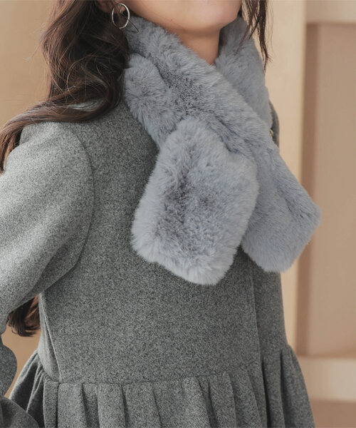 KOBE LETTUCE（コウベレタス）の「フェイクファーミニティペット（マフラー・レディース・ブルー/ベージュ/ライトグレー/チャコール/モカ/アイボリー・FREE）」の6枚目の写真