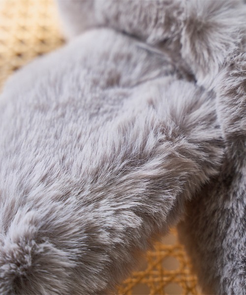 KOBE LETTUCE（コウベレタス）の「フェイクファーミニティペット（マフラー・レディース・ブルー/ベージュ/ライトグレー/チャコール/モカ/アイボリー・FREE）」の13枚目の写真