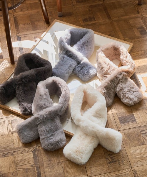 KOBE LETTUCE（コウベレタス）の「フェイクファーミニティペット（マフラー・レディース・ブルー/ベージュ/ライトグレー/チャコール/モカ/アイボリー・FREE）」の15枚目の写真