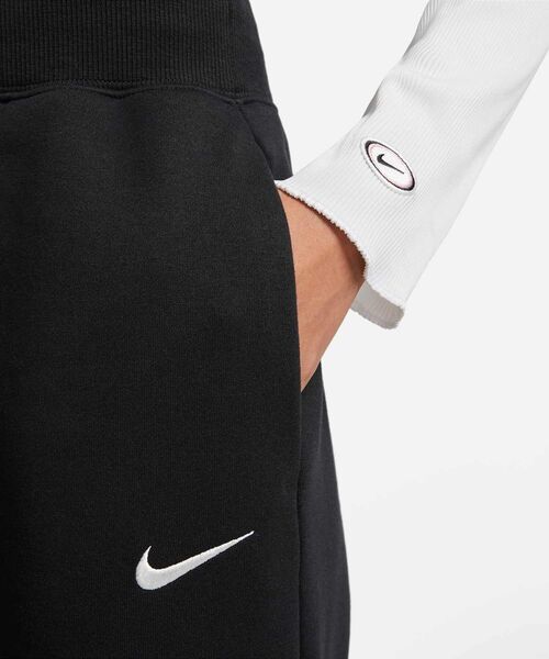 NIKE（ナイキ）の「《セットアップ対応商品》ナイキ スポーツウェア フェニックス フリース ウィメンズ ハイウエスト ワイドレッグ スウェットパンツ / Nike Sportswear Phoenix Fleece Women's High-Waisted Wide-Leg Sweatpants DQ5616-010 Black（スウェットパンツ・レディース・ブラック・2XL/L/M/S/XL/XS）」の12枚目の写真