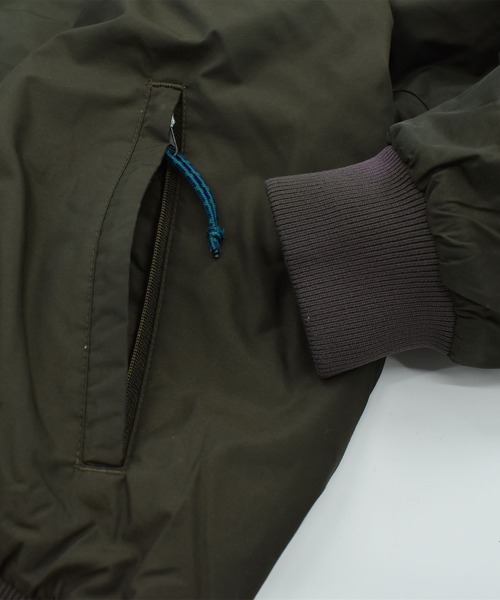 Columbia(コロンビア)の「【ヴィンテージ古着】90’s Columbia フリースライナー ナイロンジャケット(ナイロンジャケット・メンズ・カーキ・X-LARGE)」の4枚目の写真