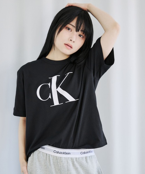 【 】カジュアルスタイル/CKロゴTシャツ Calvin Klein】カジュアルスタイル/CKロゴTシャツ