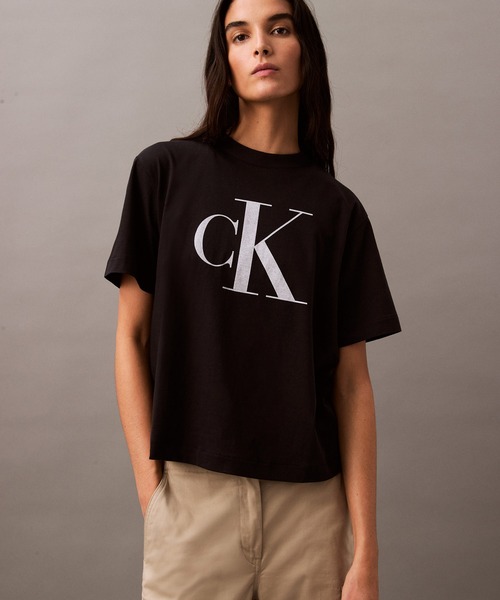 【 】★CK ロゴプリントボクシーTシャツ★送料無料 ロゴプリントのボクシーTシャツ – EVISU