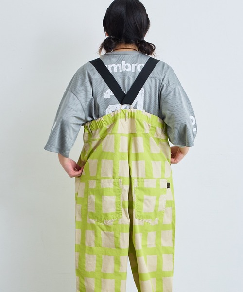 MARKEY'S（マーキーズ）の「ツイル総柄エヴォルブサロペット/おとな（サロペット/オーバーオール・レディース・ブラック/イエロー/ピンク・160cm）」の11枚目の写真