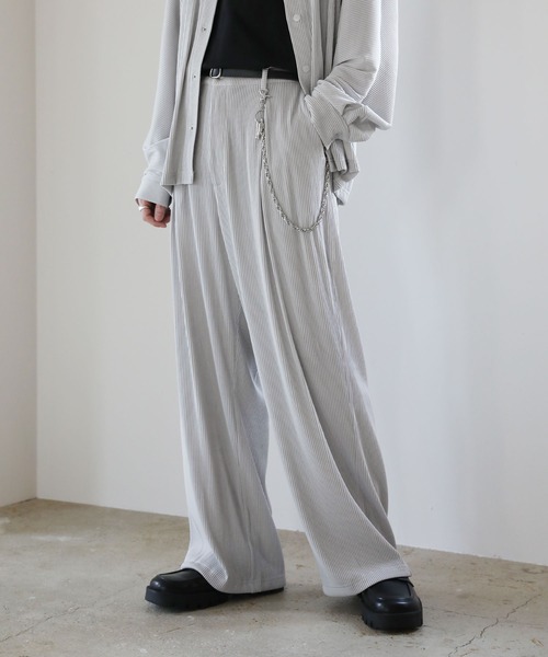 ASTRONOMY（アストロノミー）の「【セットアップ対応】プリーツワイドストレートパンツ（その他パンツ・メンズ・ブラック/グレー/チャコール・S/M/L）」の3枚目の写真