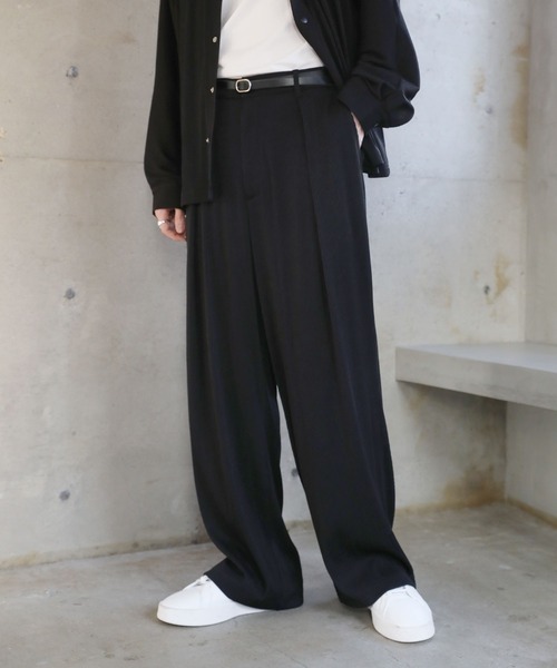 ASTRONOMY（アストロノミー）の「【セットアップ対応】プリーツワイドストレートパンツ（その他パンツ・メンズ・ブラック/グレー/チャコール・S/M/L）」の4枚目の写真