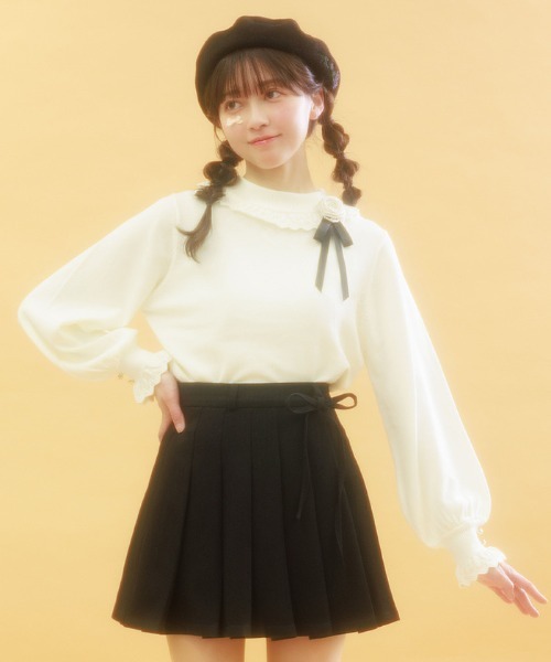 axes femme（アクシーズファム）の「ブローチ付透かしフリルニット（ニット/セーター・レディース・キナリ/グレイッシュベージュ/ネイビー・FREE）」の5枚目の写真