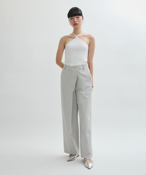 ADAM ET ROPE'(アダムエロペ)の「Mロックホルターキャミ(キャミソール・レディース・ブラック/ホワイト/ブラウン・FREE)」の12枚目の写真