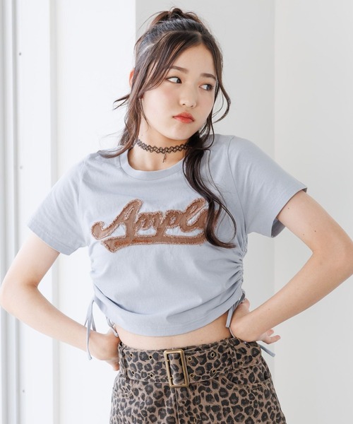 repipi armario(レピピ アルマリオ)の「DENIMワッペンシャーリングTシャツ(Tシャツ/カットソー・キッズ・ホワイト/レッド/イエロー/ブラック/スミクロ/ピンク/サックスブルー・SMALL/MEDIUM/LARGE)」の5枚目の写真