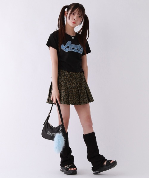 repipi armario(レピピ アルマリオ)の「DENIMワッペンシャーリングTシャツ(Tシャツ/カットソー・キッズ・ホワイト/レッド/イエロー/ブラック/スミクロ/ピンク/サックスブルー・SMALL/MEDIUM/LARGE)」の9枚目の写真