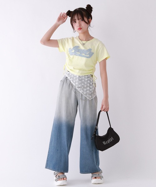 repipi armario(レピピ アルマリオ)の「DENIMワッペンシャーリングTシャツ(Tシャツ/カットソー・キッズ・ホワイト/レッド/イエロー/ブラック/スミクロ/ピンク/サックスブルー・SMALL/MEDIUM/LARGE)」の13枚目の写真